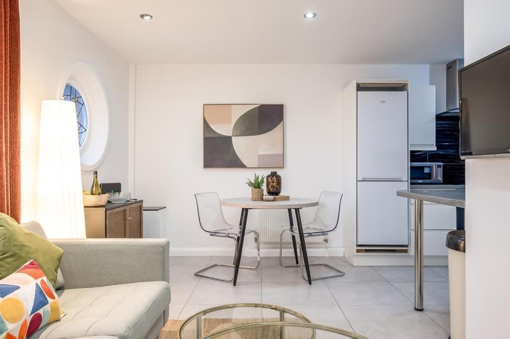 Central Belfast Apartments, Salisbury Dış mekan fotoğraf